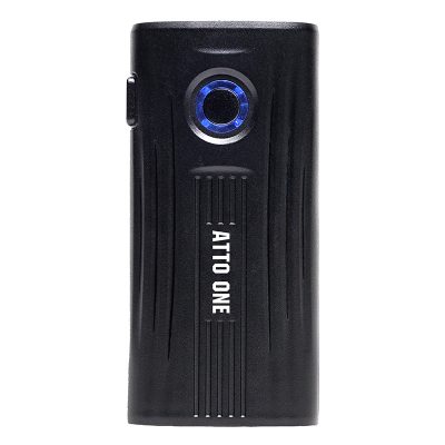 ATTO 1 Multi voltage portable battery Front view